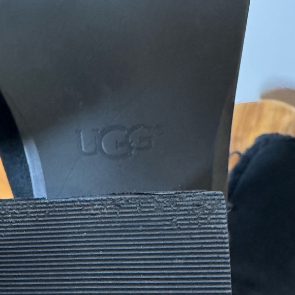 UGG|| Jerene Genuine Shearling Black Suede Block Heel Fold Over Boots Size 10 - Picture 11 of 11